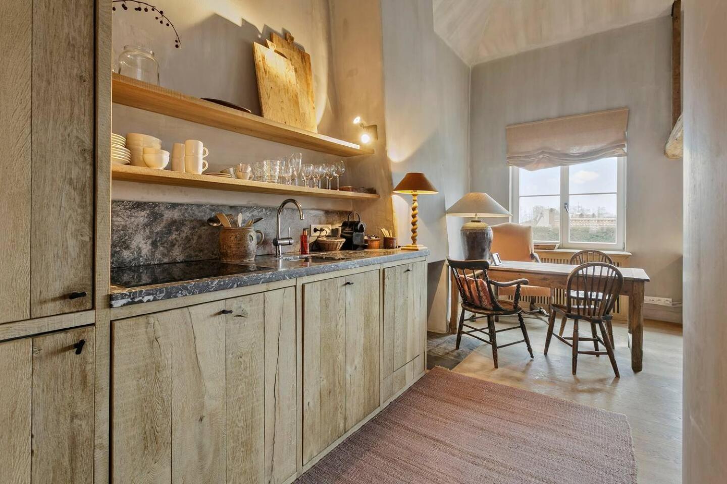 Loft Katelijne Luxurious Escape In The Heart Of Historic Bruges Apartment ภายนอก รูปภาพ
